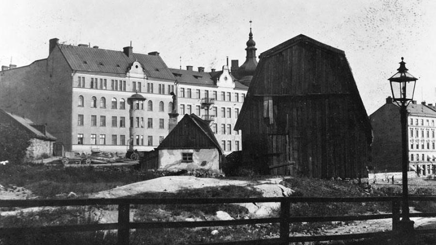 Ca 1900. Del av den f.d. Bergianska trädgården vid Karlbergsvägen i kv. Resedan.